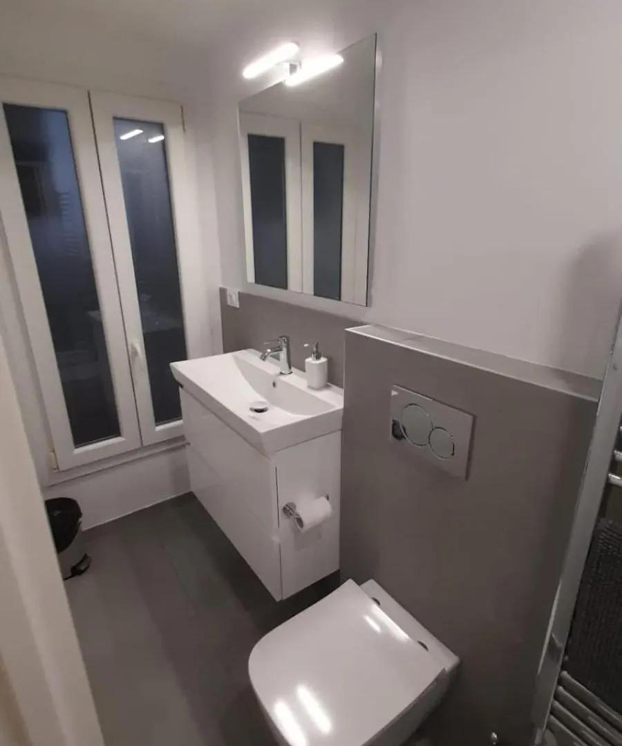 B&B And Home La Piazzetta Della Pioggia Bologne