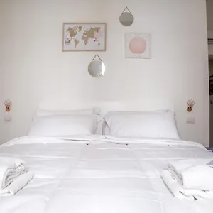 Allyoucantrip - La Nova , Napels Italië